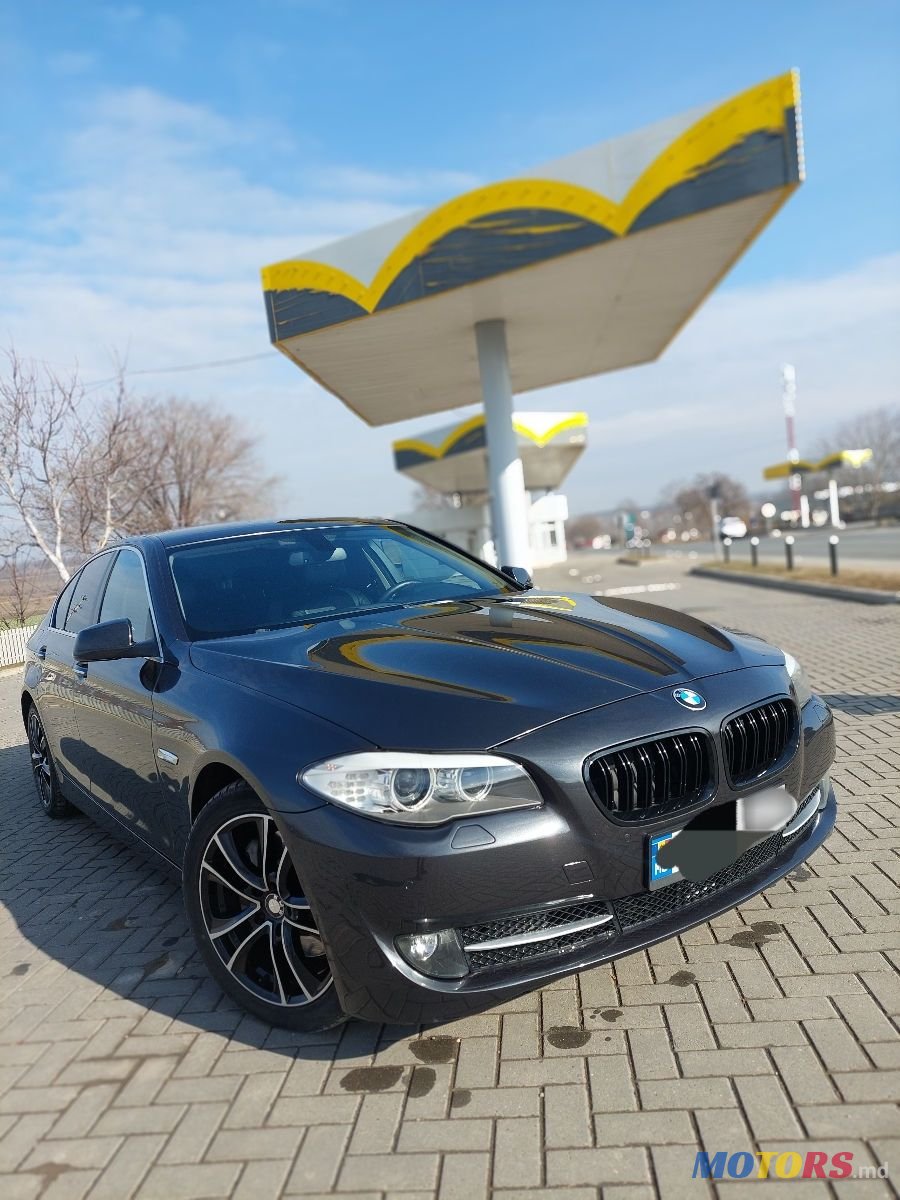 2013' BMW 5 Series photo #6