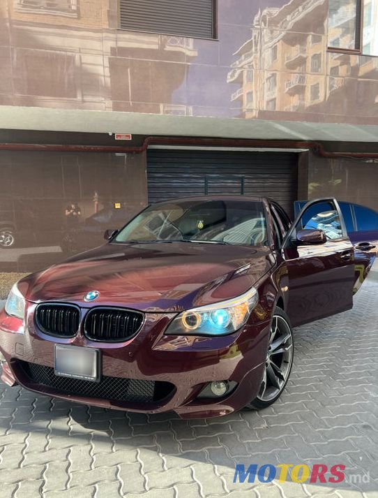 2009' BMW 5 Series photo #5