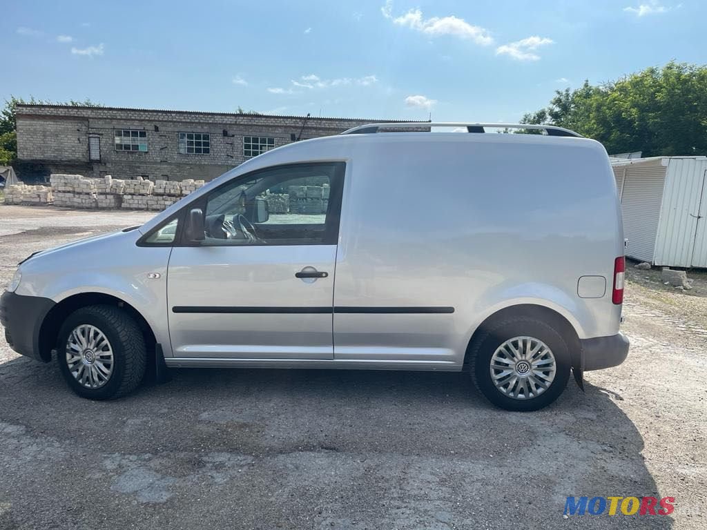 2009' Volkswagen Caddy photo #2