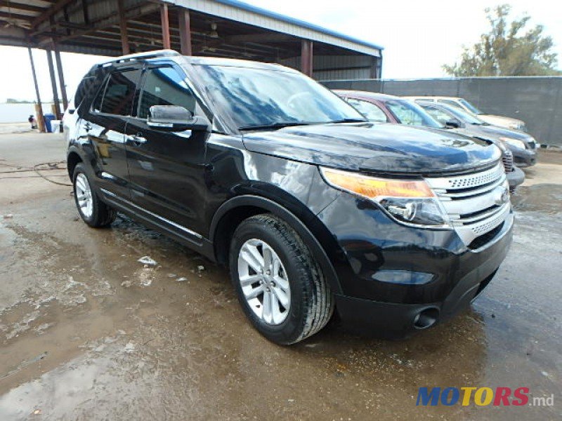 2013' Ford Explorer photo #1