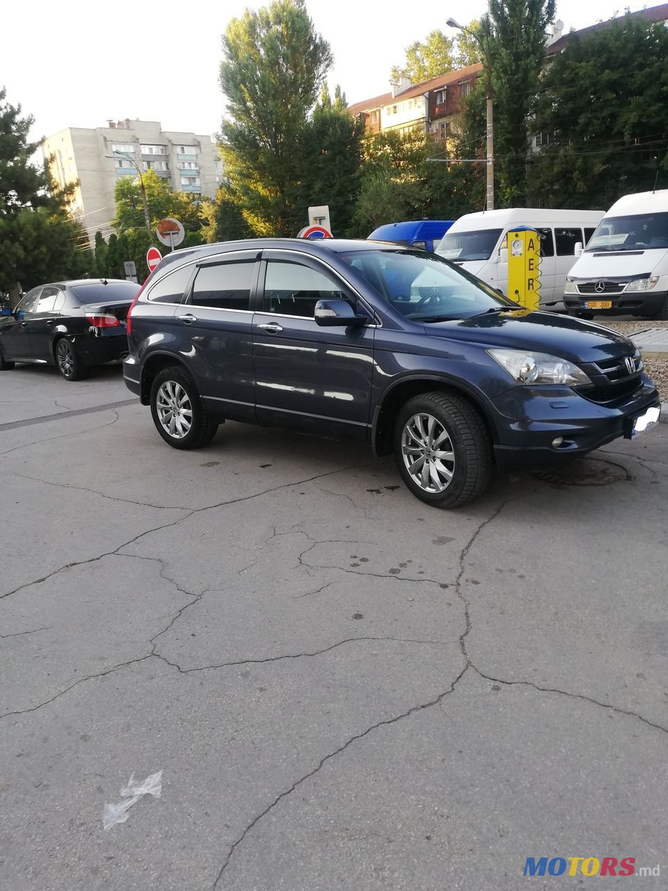 2010' Honda CR-V photo #3