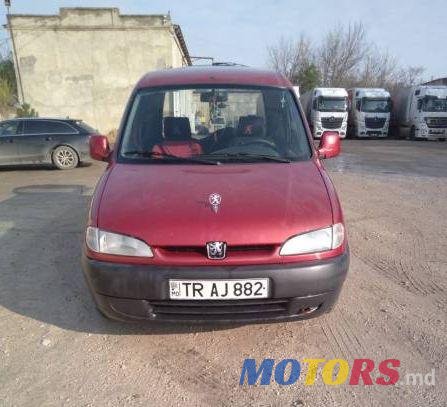 1999' Peugeot Partner photo #1