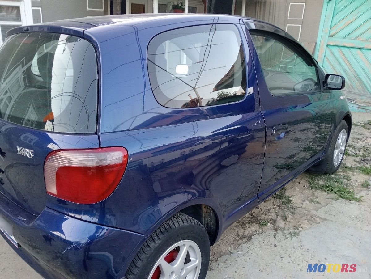 2000' Toyota Yaris photo #3
