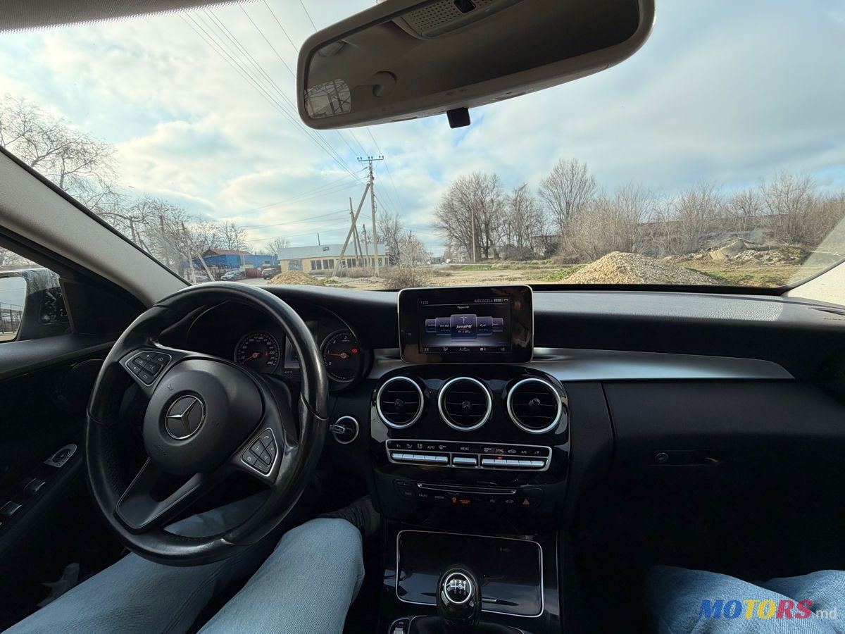 2016' Mercedes-Benz C-Class photo #6