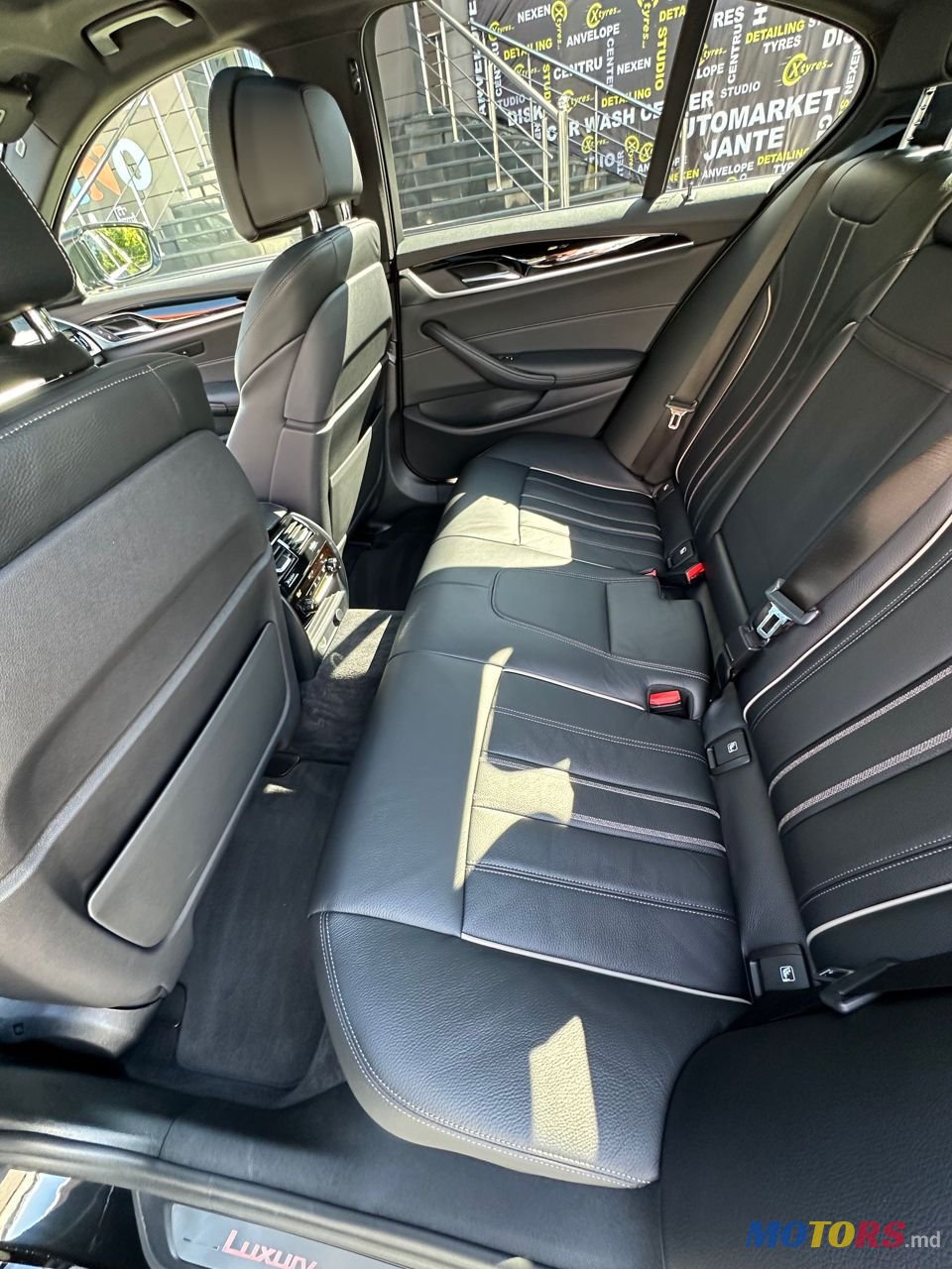 2018' BMW 5 Series photo #5