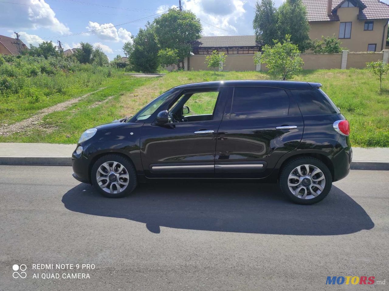 2014' Fiat 500L photo #3