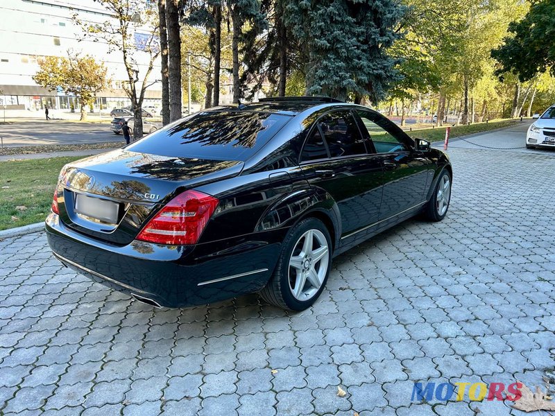 2011' Mercedes-Benz S Класс photo #4