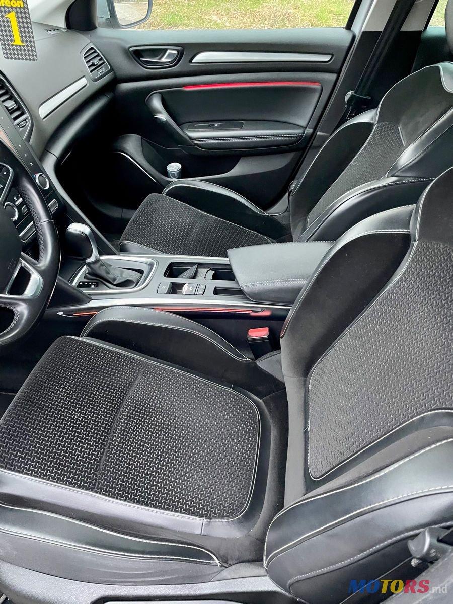 2019' Renault Megane photo #6