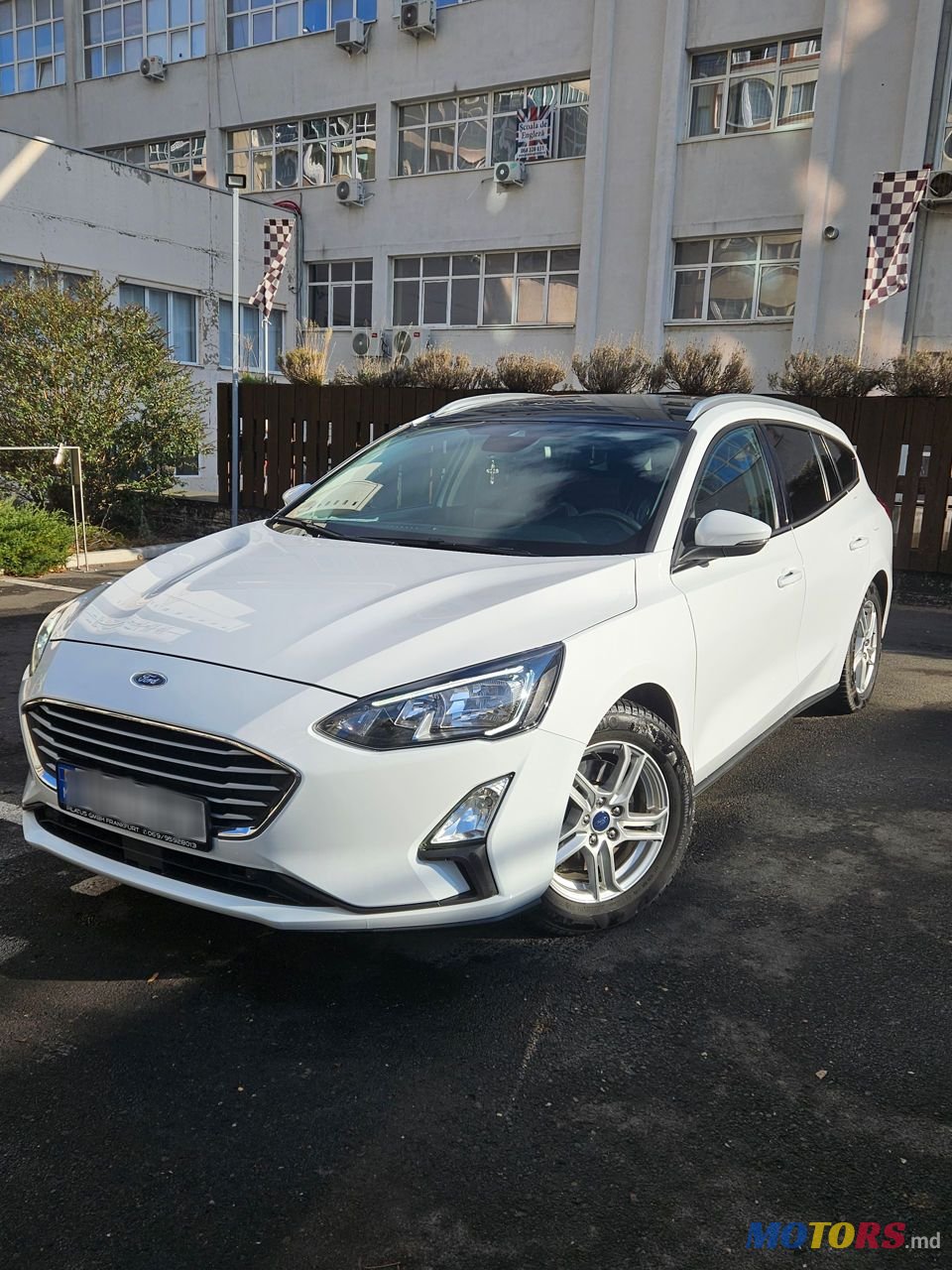 2020' Ford Focus photo #1