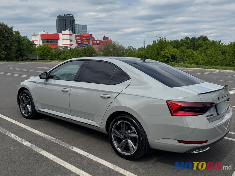 2023' Skoda Superb photo #4