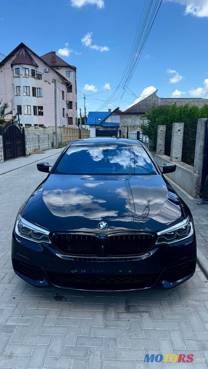 2018' BMW 5 Series photo #1