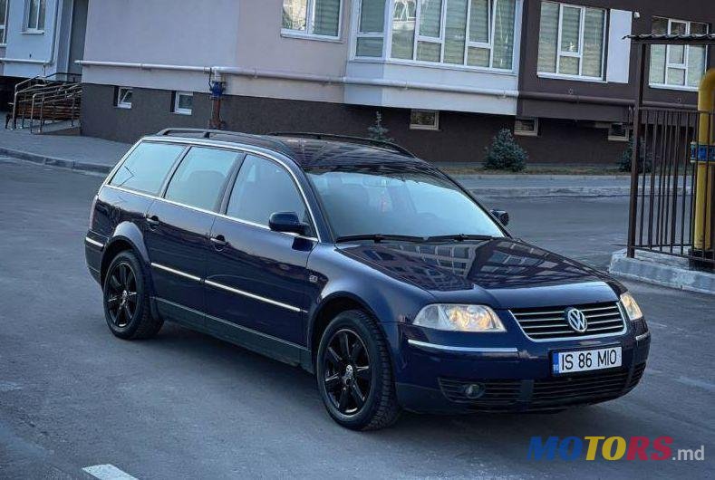 2004' Volkswagen Passat photo #3