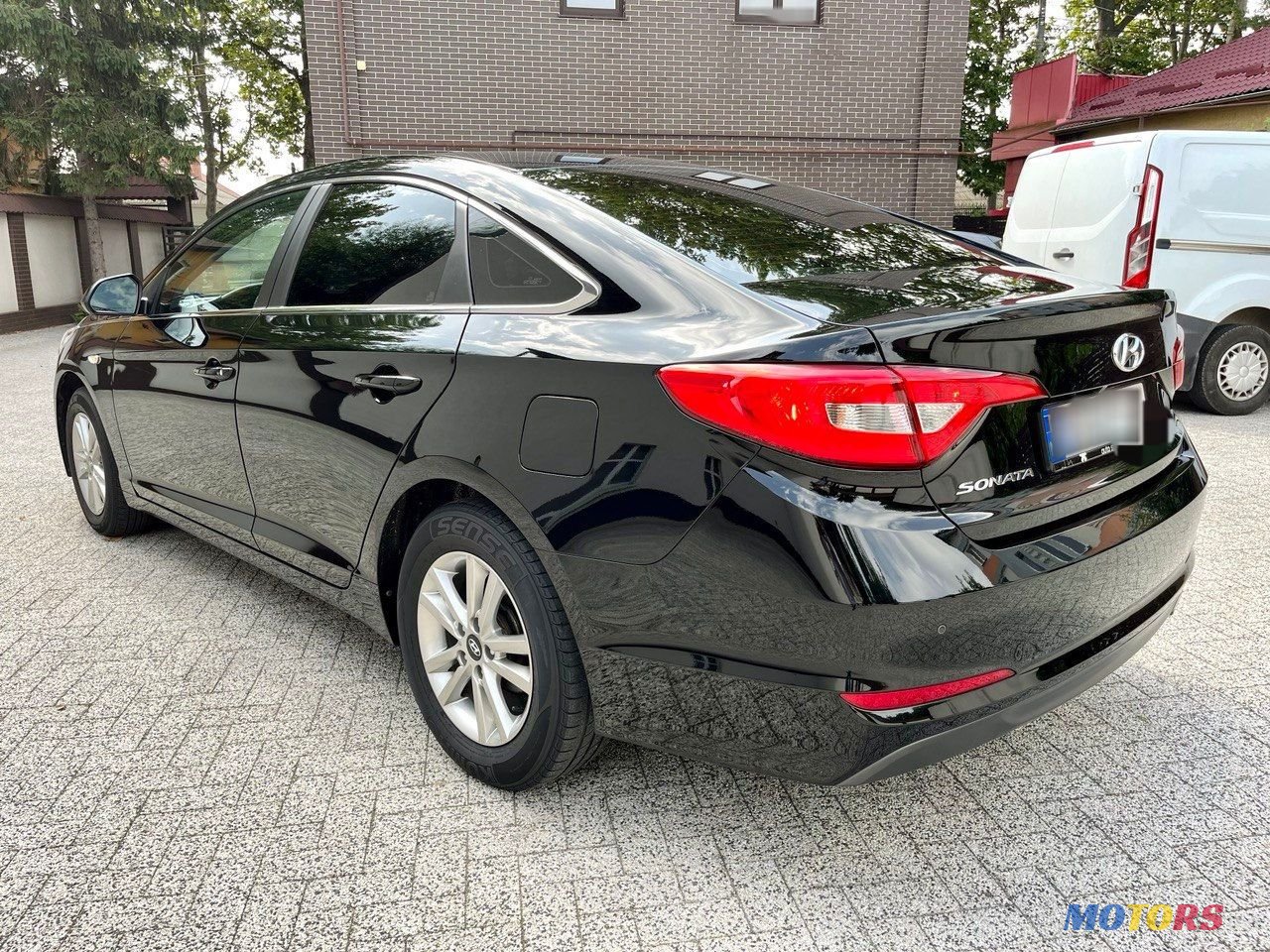 2016' Hyundai Sonata photo #3