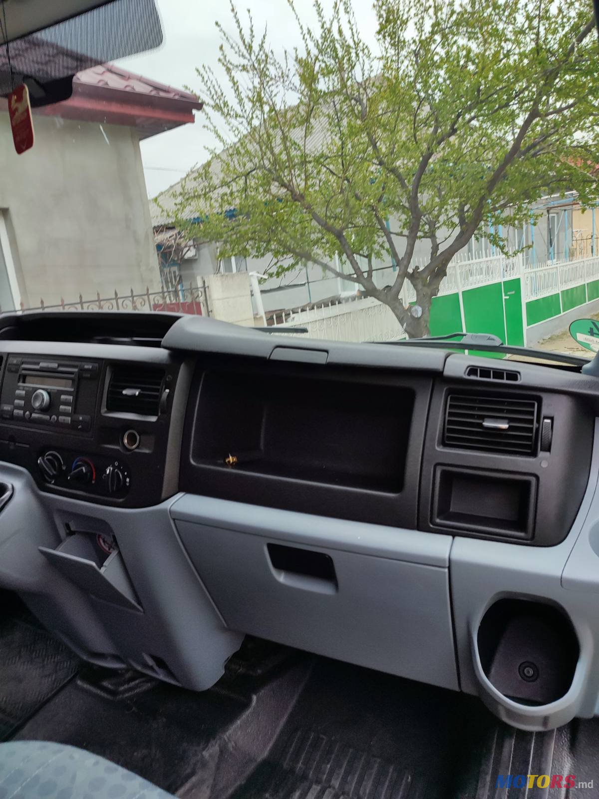 2011' Mercedes-Benz photo #3