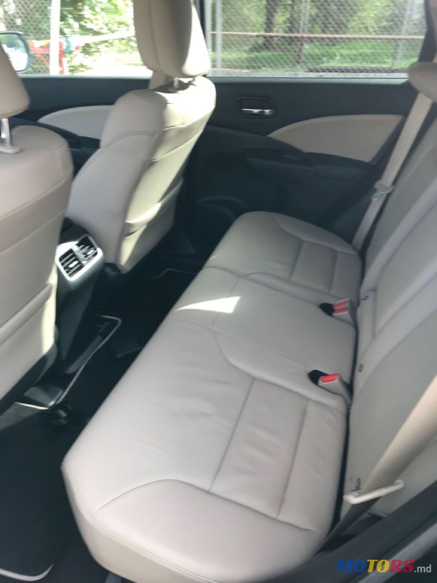 2015' Honda CR-V photo #2