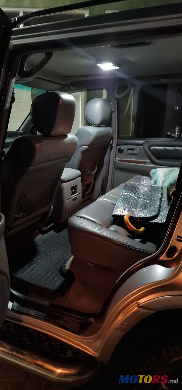 1998' Toyota Land Cruiser photo #2