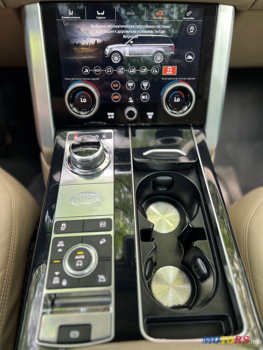 2018' Land Rover Range Rover photo #4