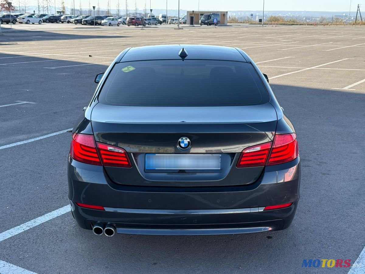 2012' BMW 5 Series photo #4