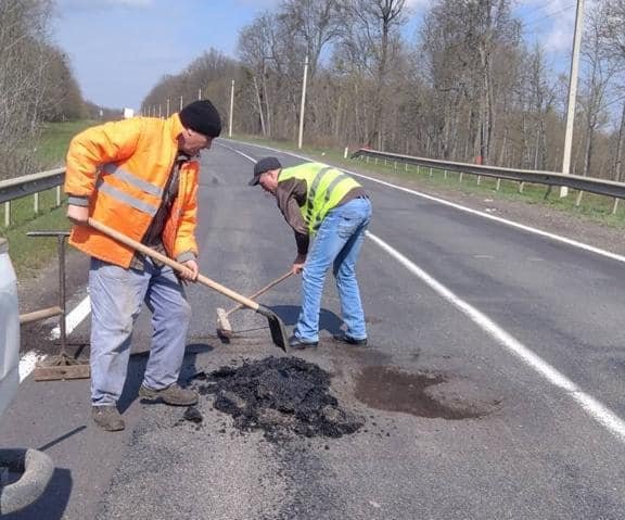 Situația cu gropile de pe traseul Chișinău-Leușeni. A reacționat ministra Infrastructurii