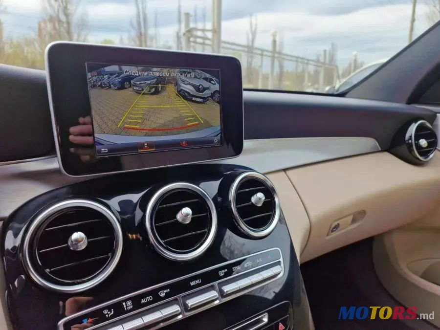 2015' Mercedes-Benz C-Class photo #6
