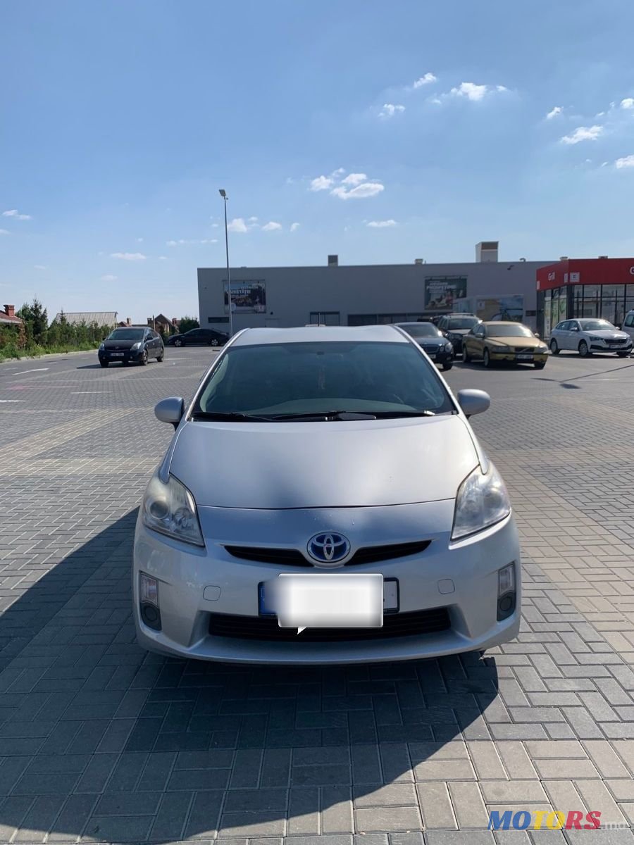 2011' Toyota Prius photo #4