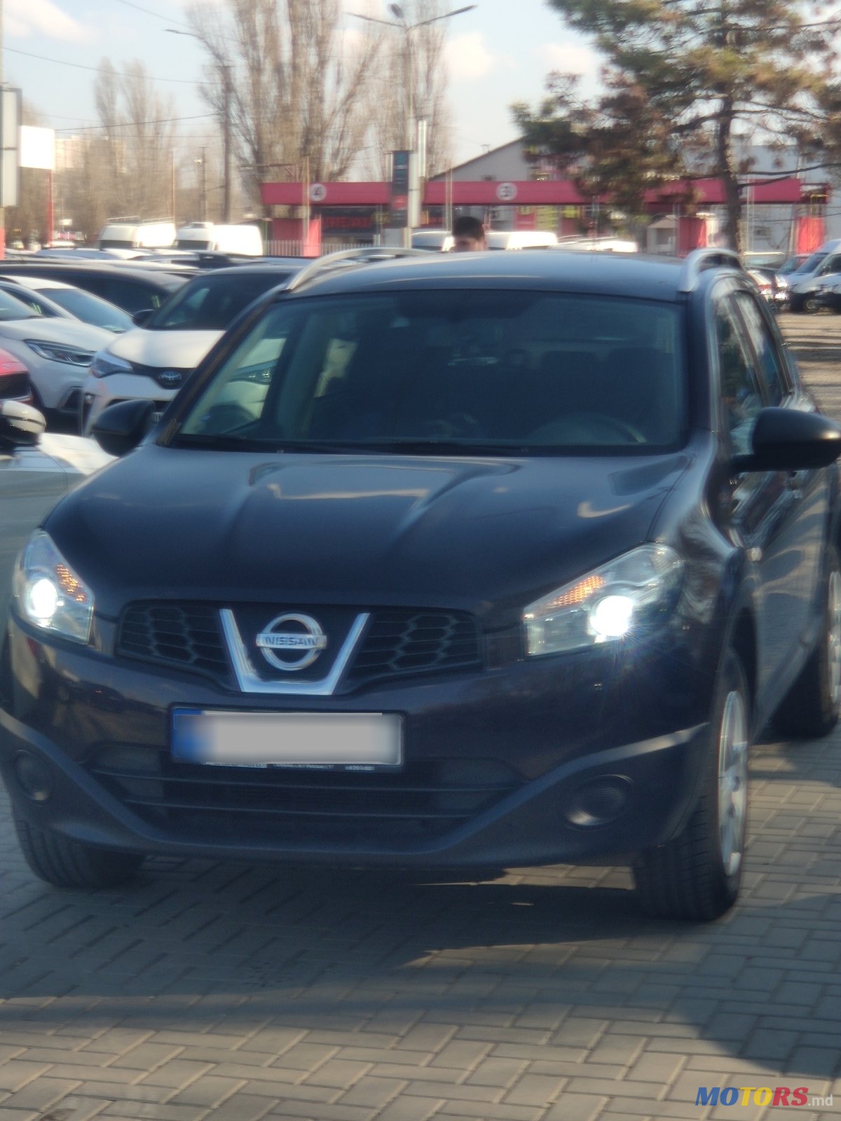 2011' Nissan Qashqai+2 photo #1