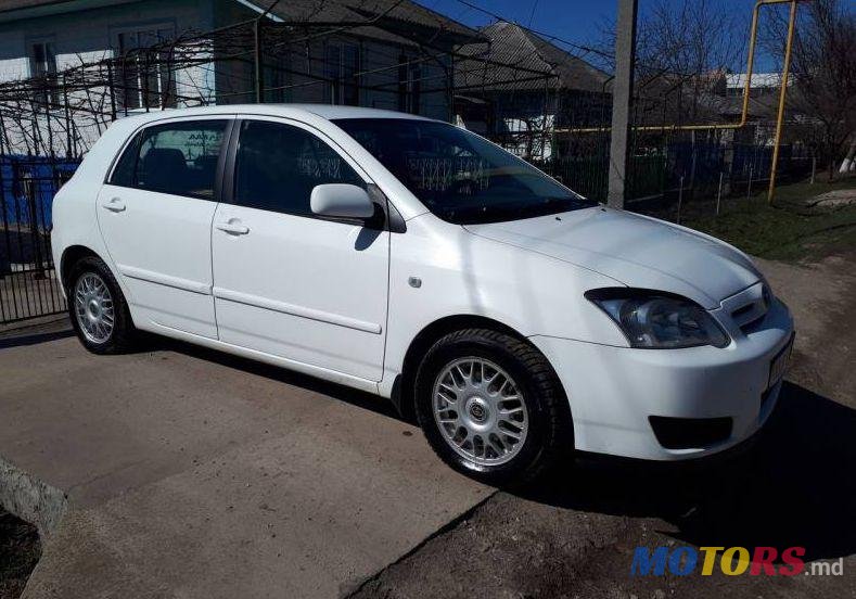 2005' Toyota Corolla photo #1