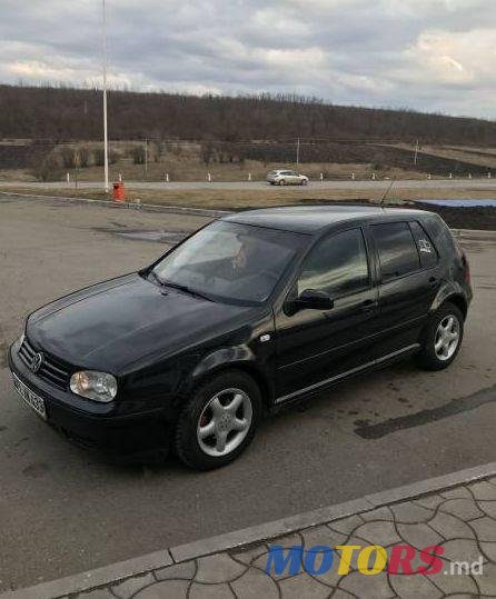 2003' Volkswagen Golf photo #1