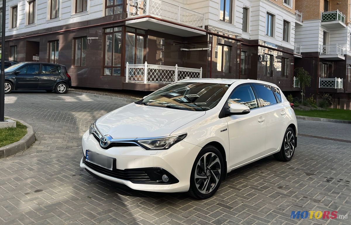 2016' Toyota Auris photo #1