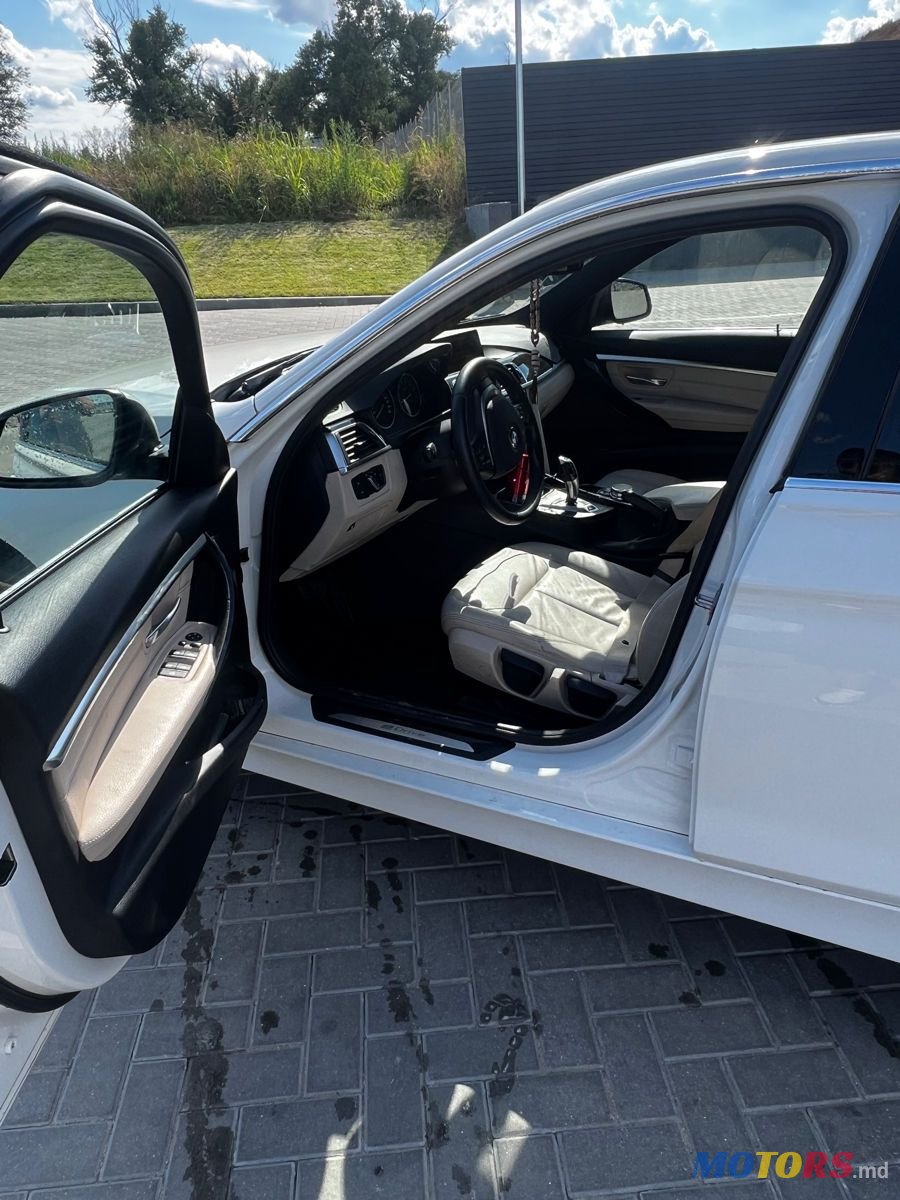 2018' BMW 3 Series photo #2