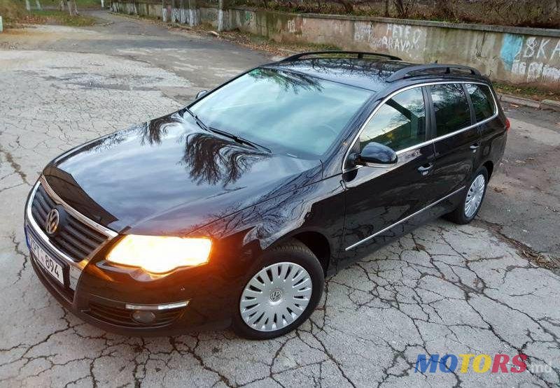 2009' Volkswagen Passat photo #1