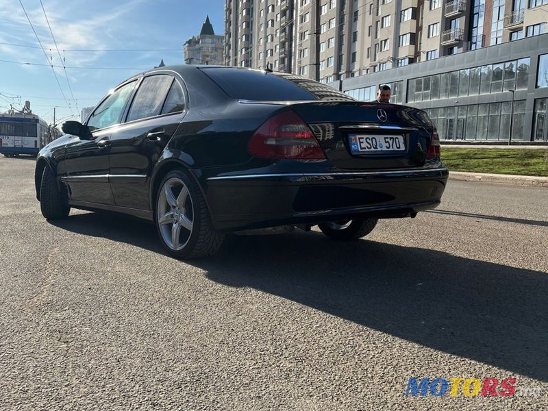 2002' Mercedes-Benz E Класс photo #4