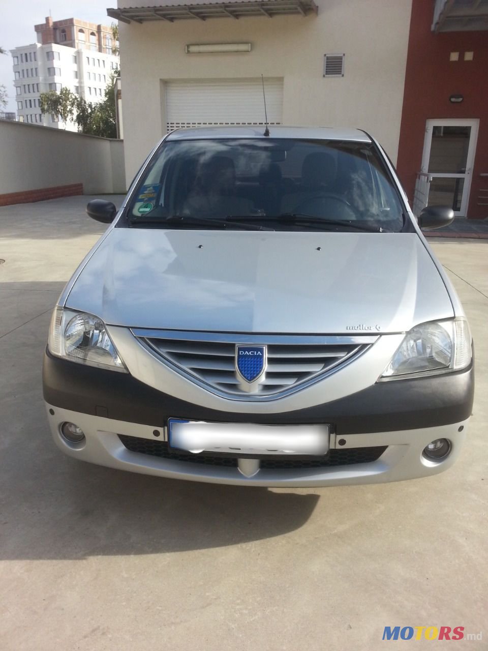 2007' Dacia Logan photo #2