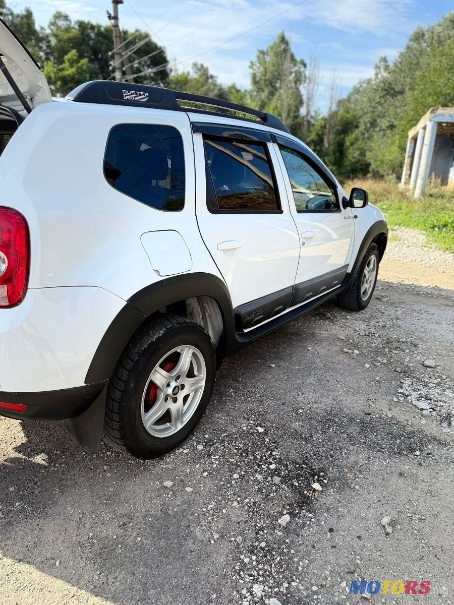 2010' Dacia Duster photo #6