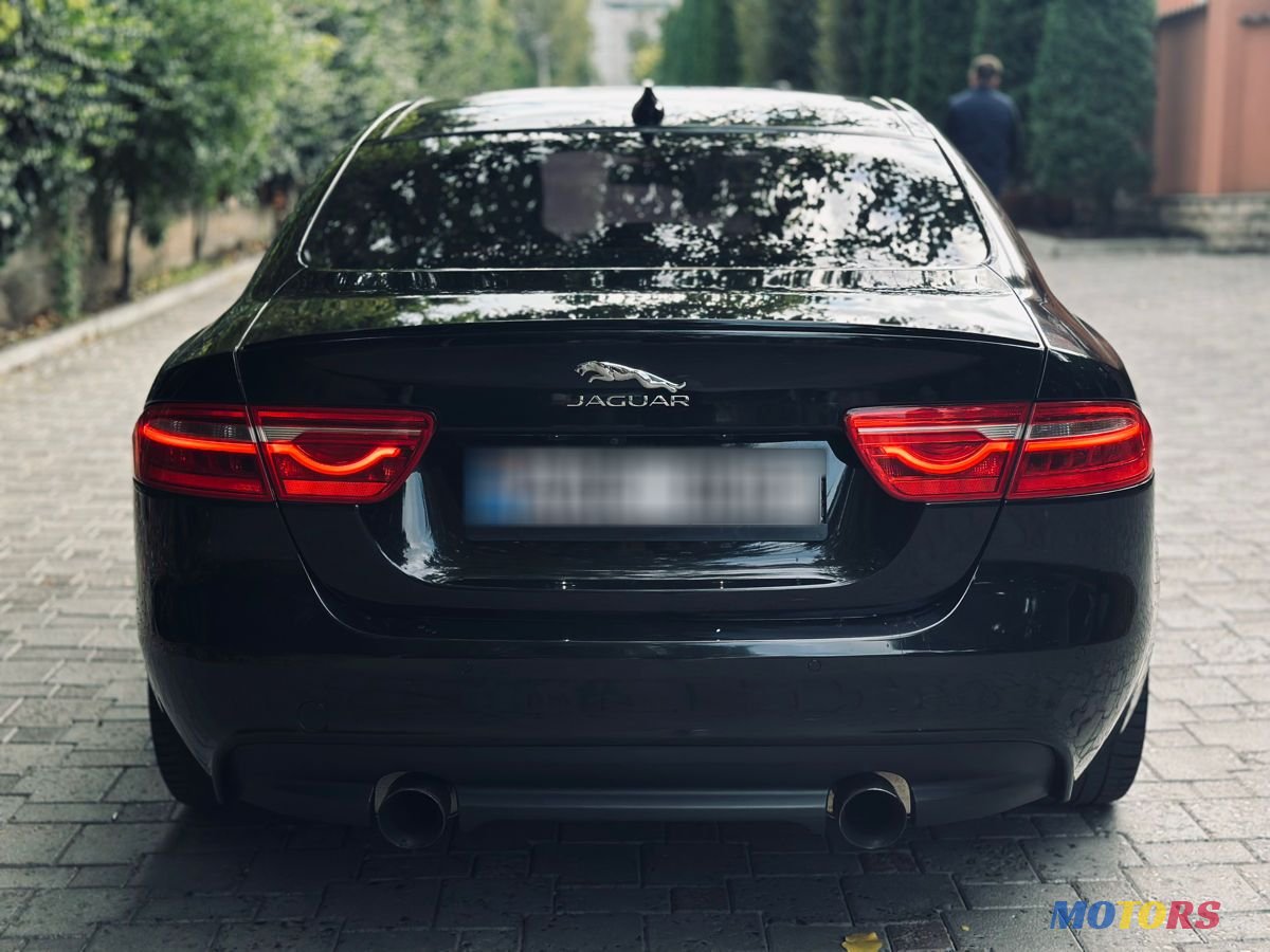 2017' Jaguar XE photo #4