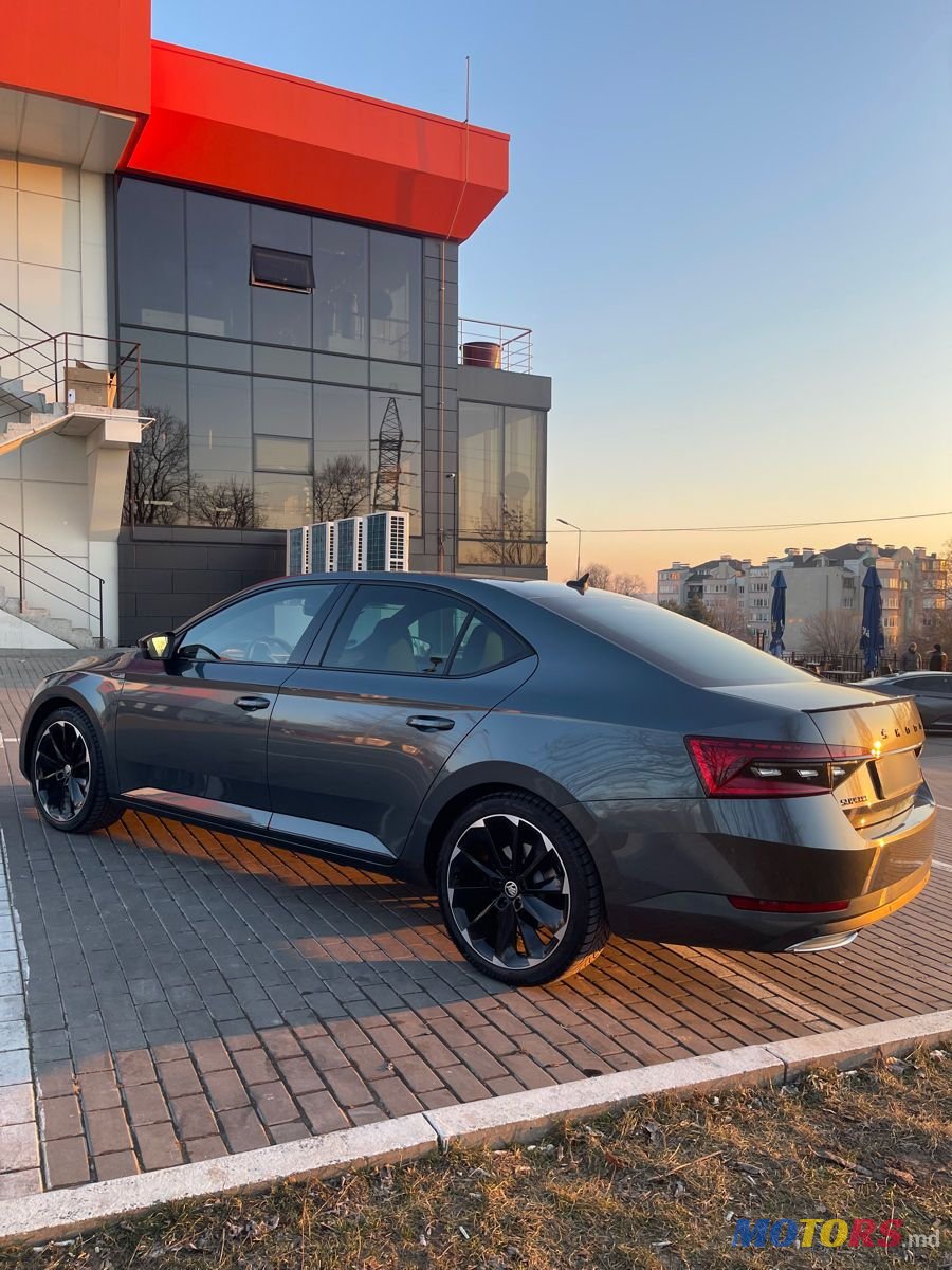 2020' Skoda Superb photo #3