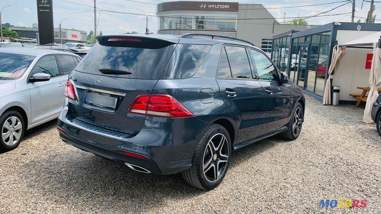 2017' Mercedes-Benz Glk Класс photo #5