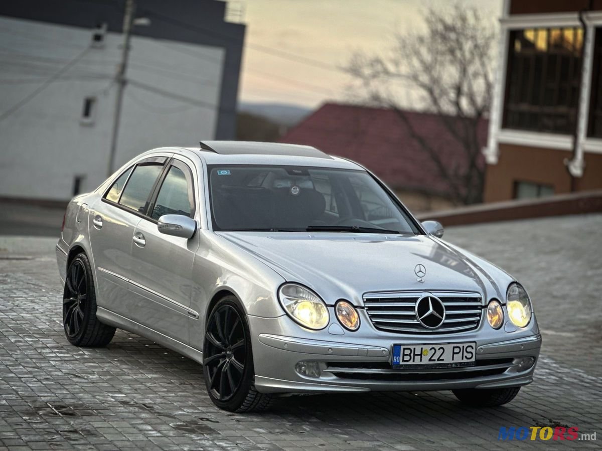 2005' Mercedes-Benz E Класс photo #1