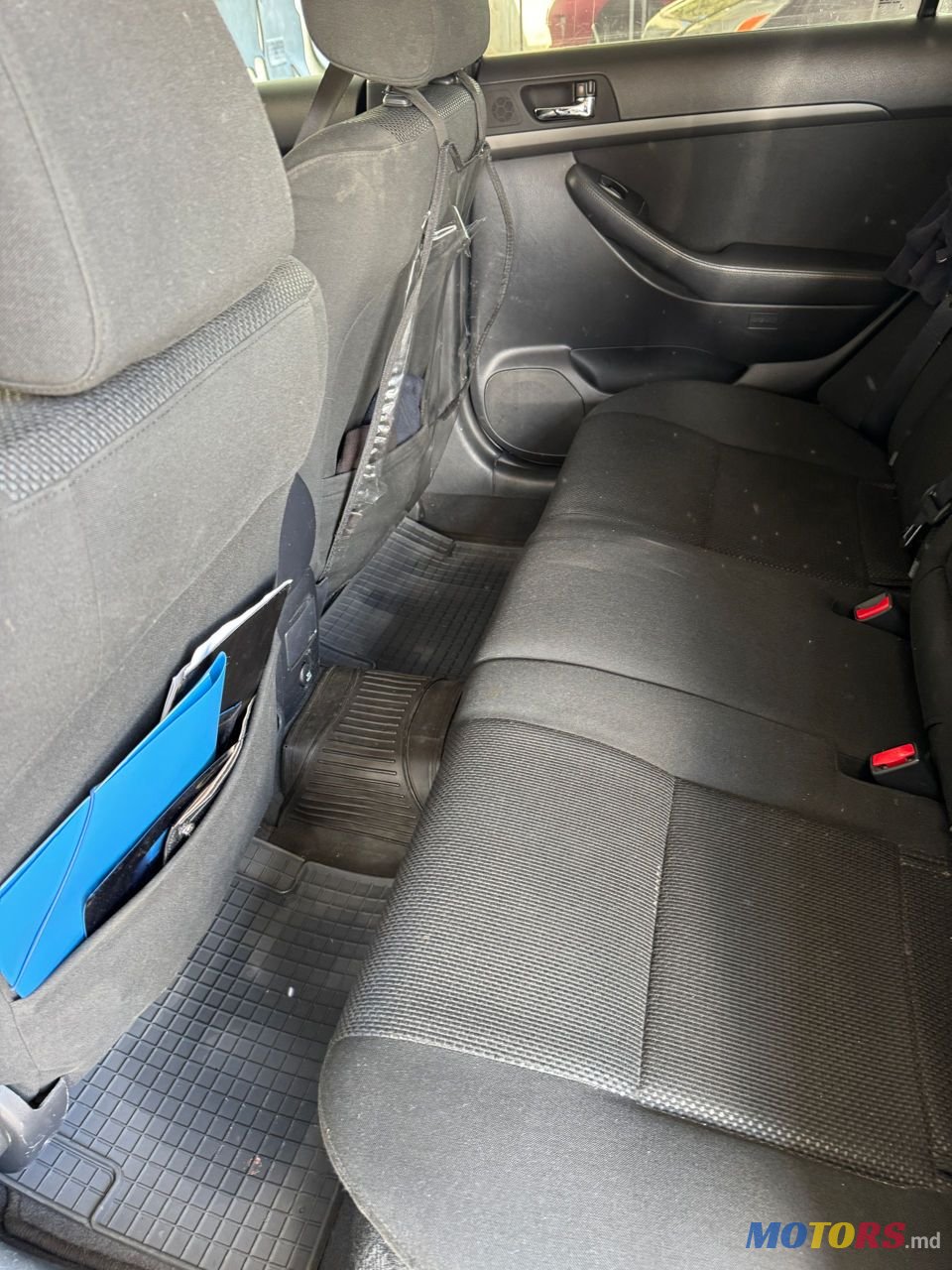 2006' Toyota Avensis photo #3