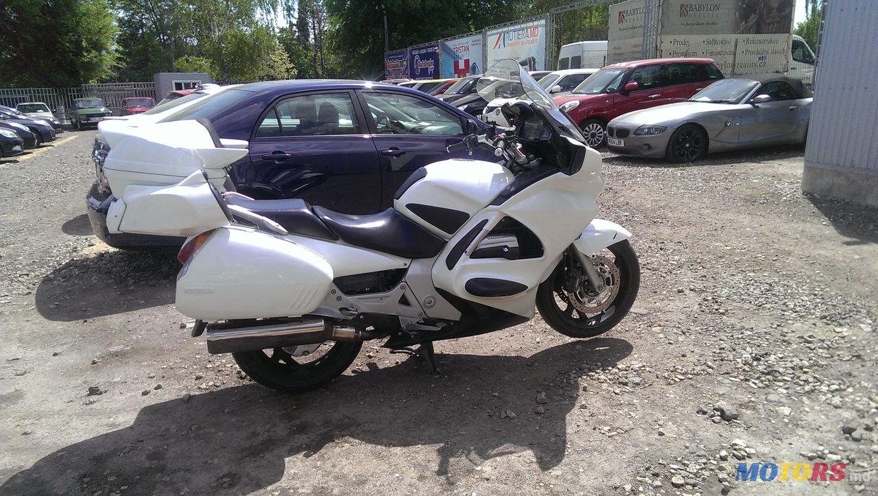 2003' Honda ST1300 photo #1