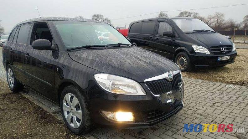 2012' Skoda Fabia photo #2