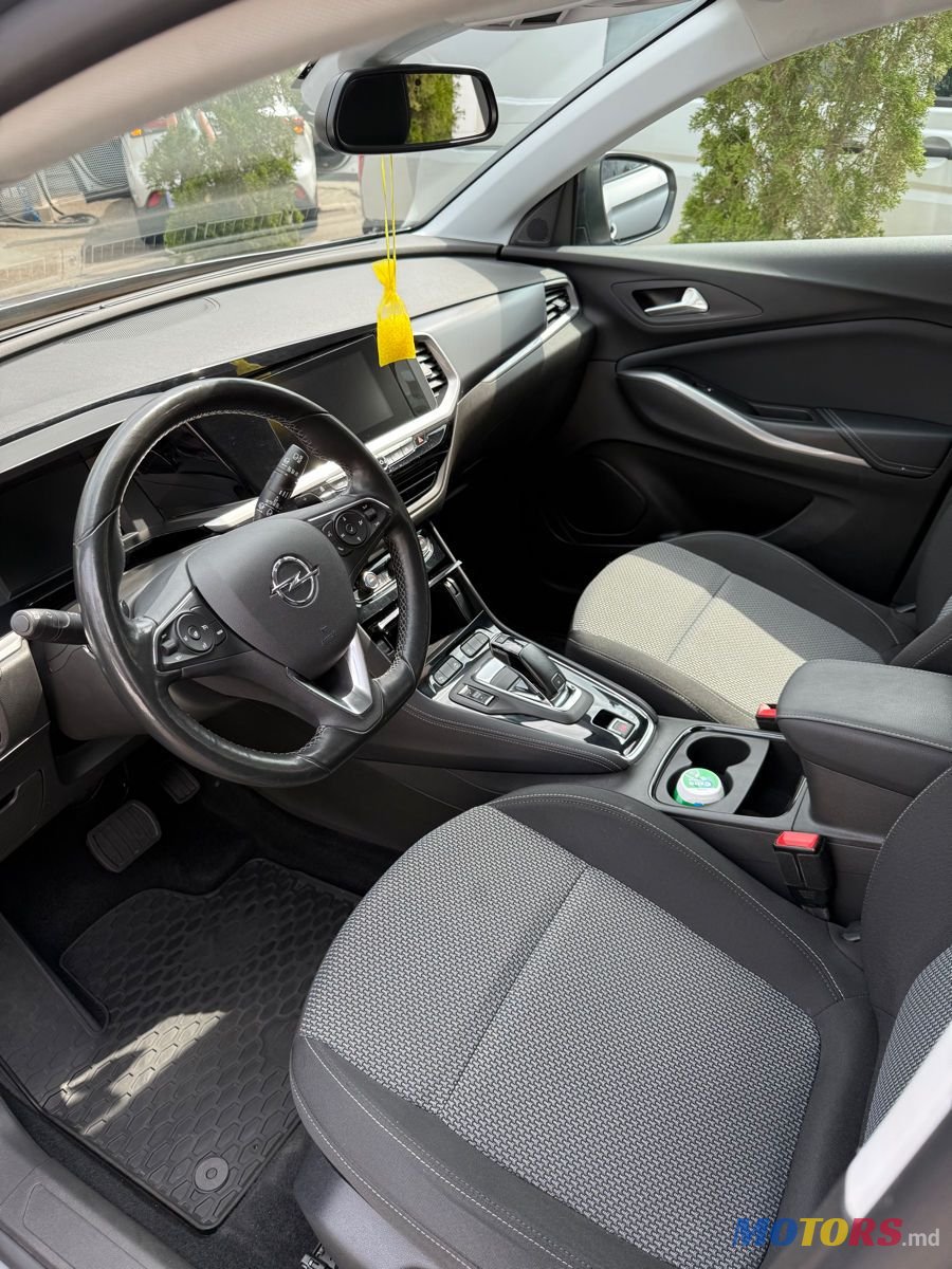 2022' Opel Grandland X photo #5