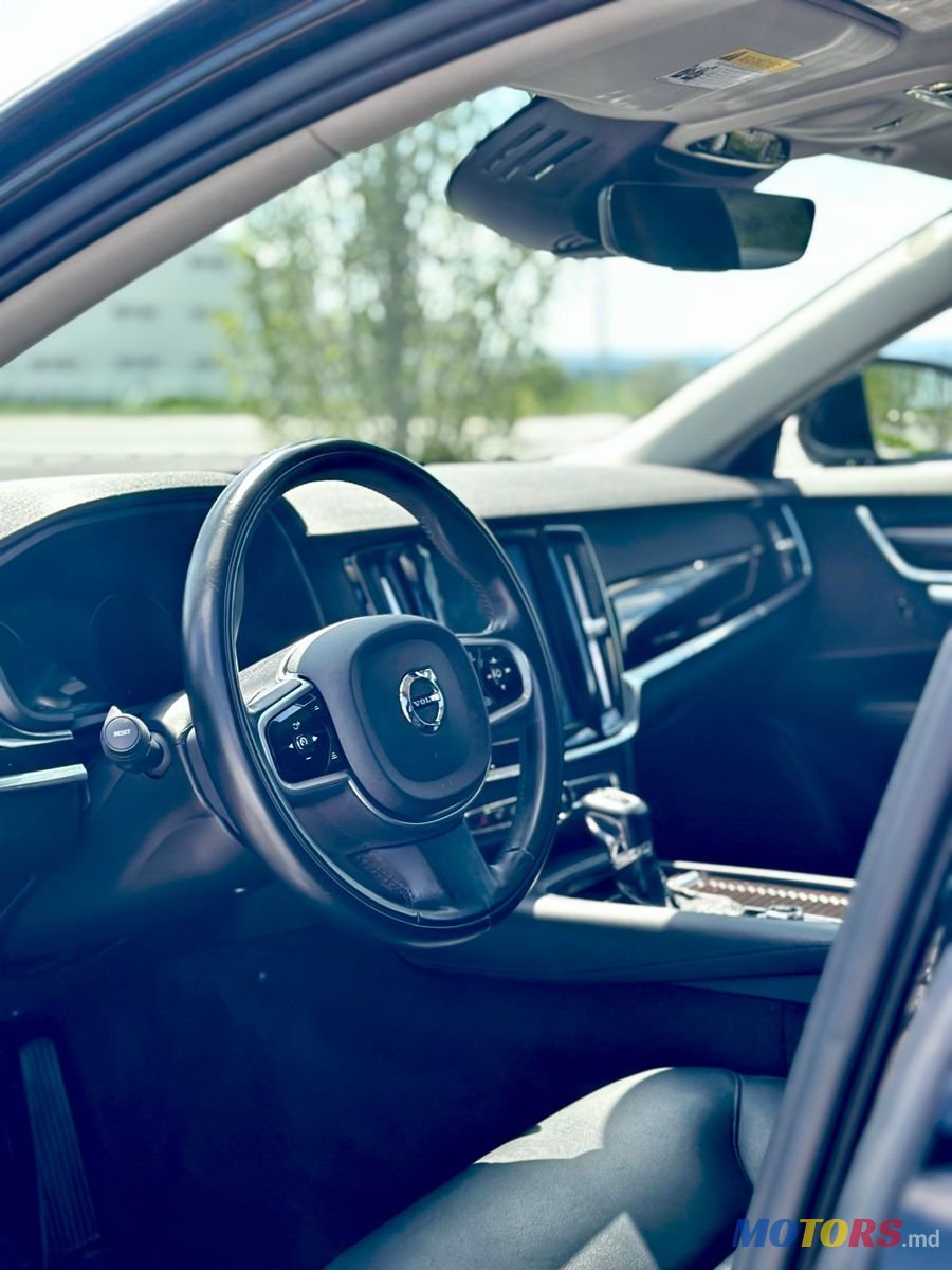 2018' Volvo S90 photo #3