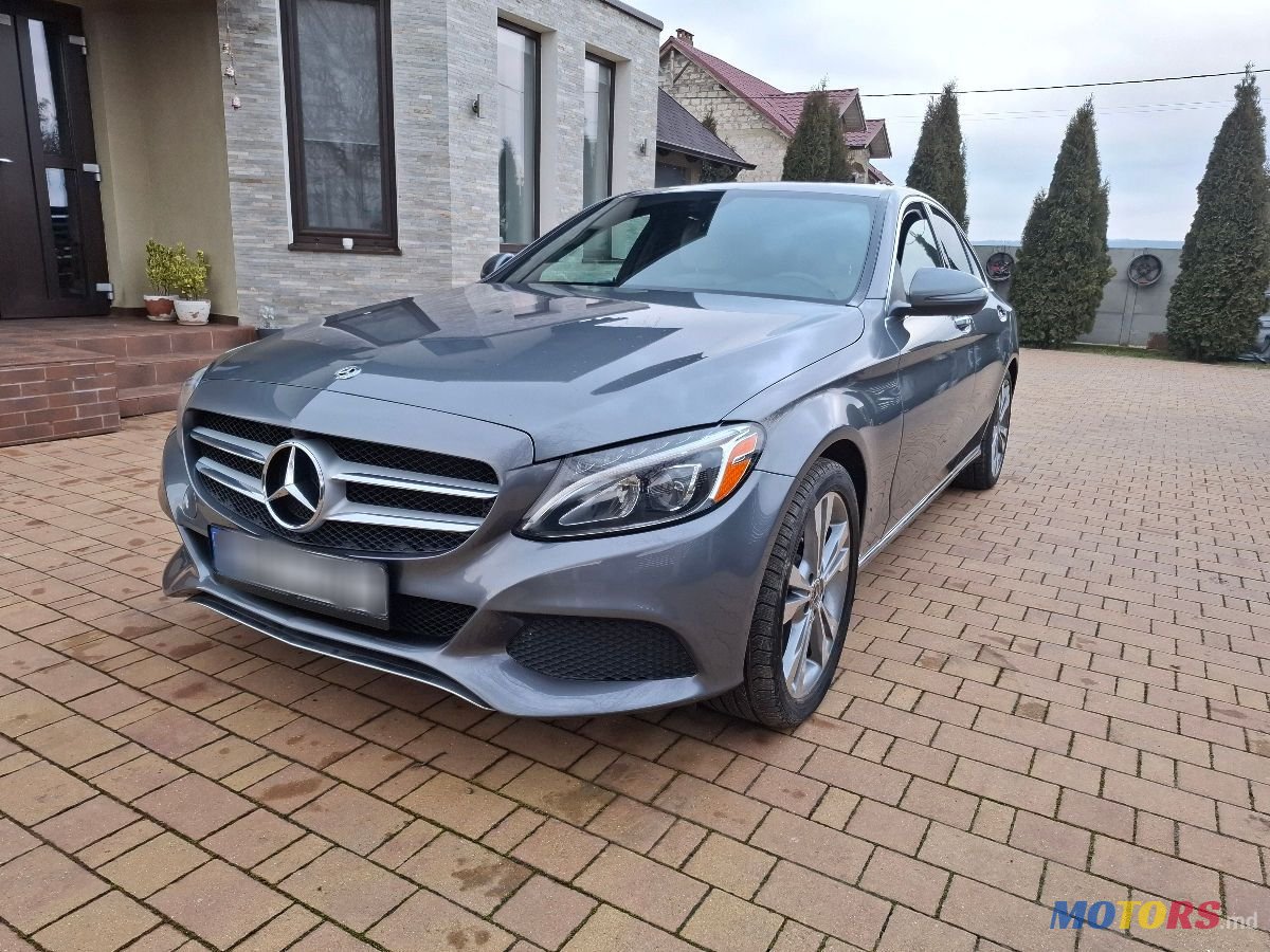 2017' Mercedes-Benz C-Class photo #1