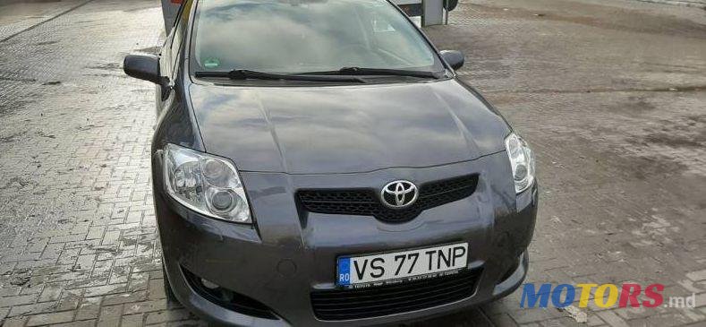 2008' Toyota Auris photo #1