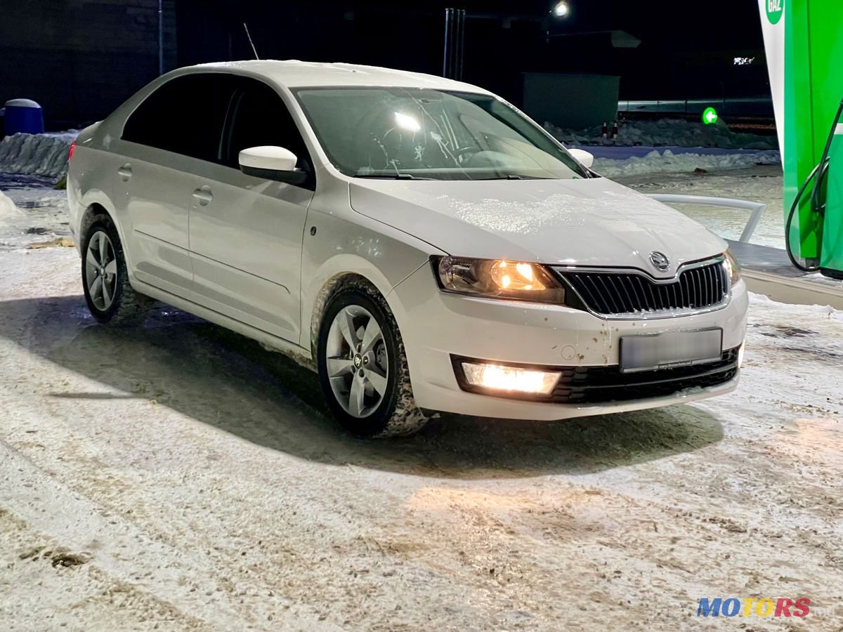 2014' Skoda Rapid photo #2