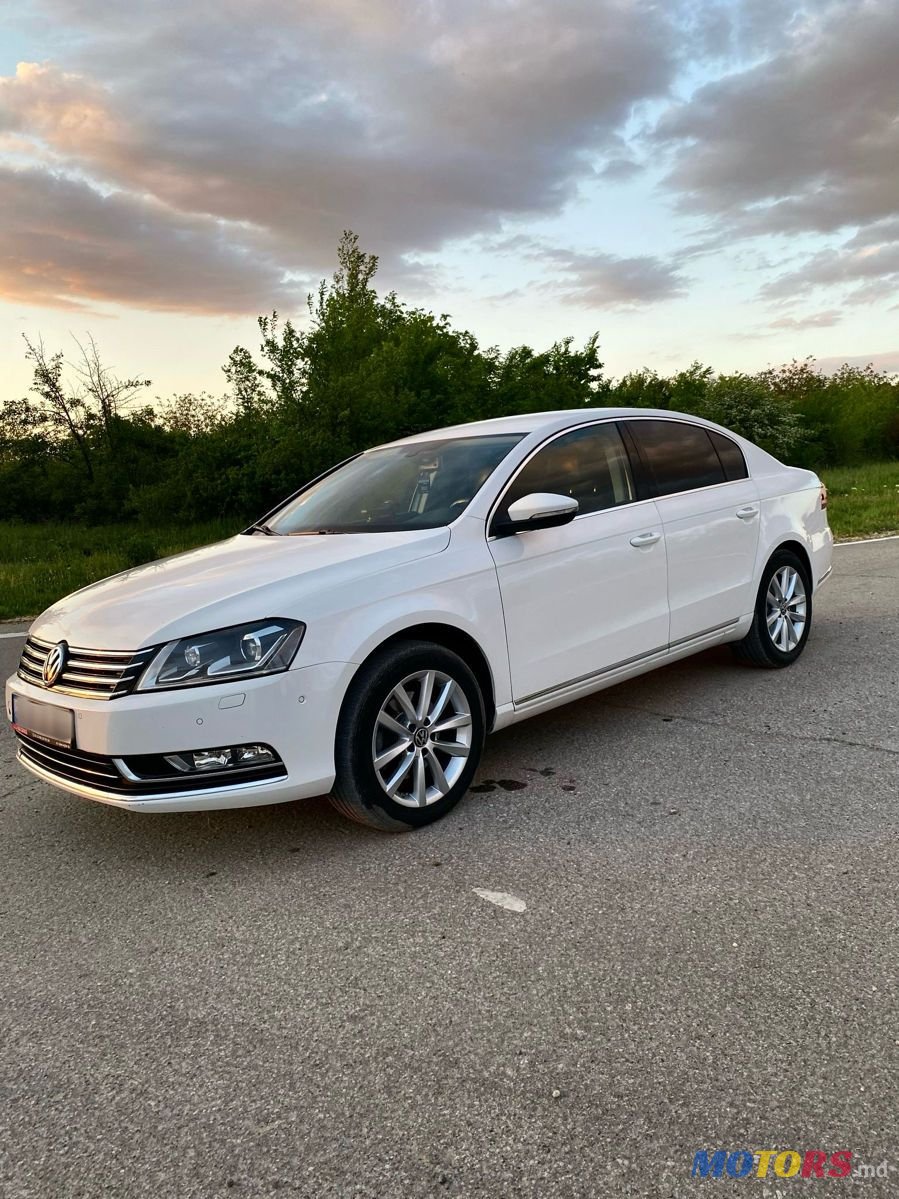 2014' Volkswagen Passat photo #4