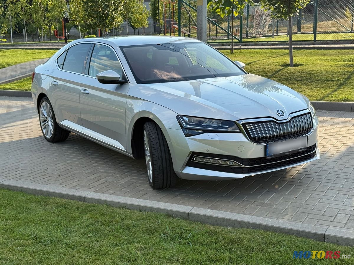 2023' Skoda Superb photo #1