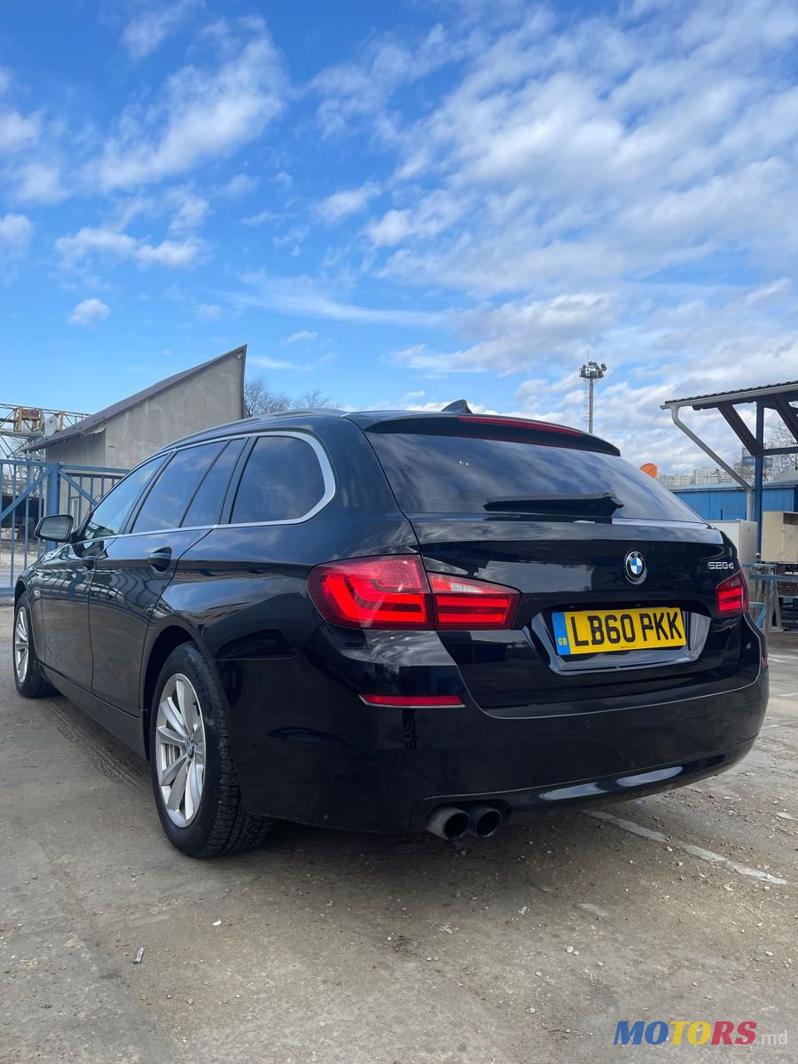 2010' BMW 5 Series photo #2