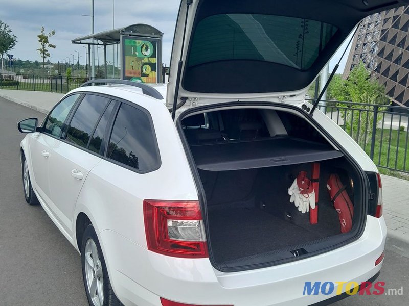 2014' Skoda Octavia photo #2